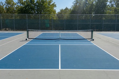 Pickleball Singles Strategy: Winning Tips, Positioning & Patterns